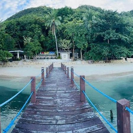 Alam Indah Beach Resort Busuanga Buitenkant foto