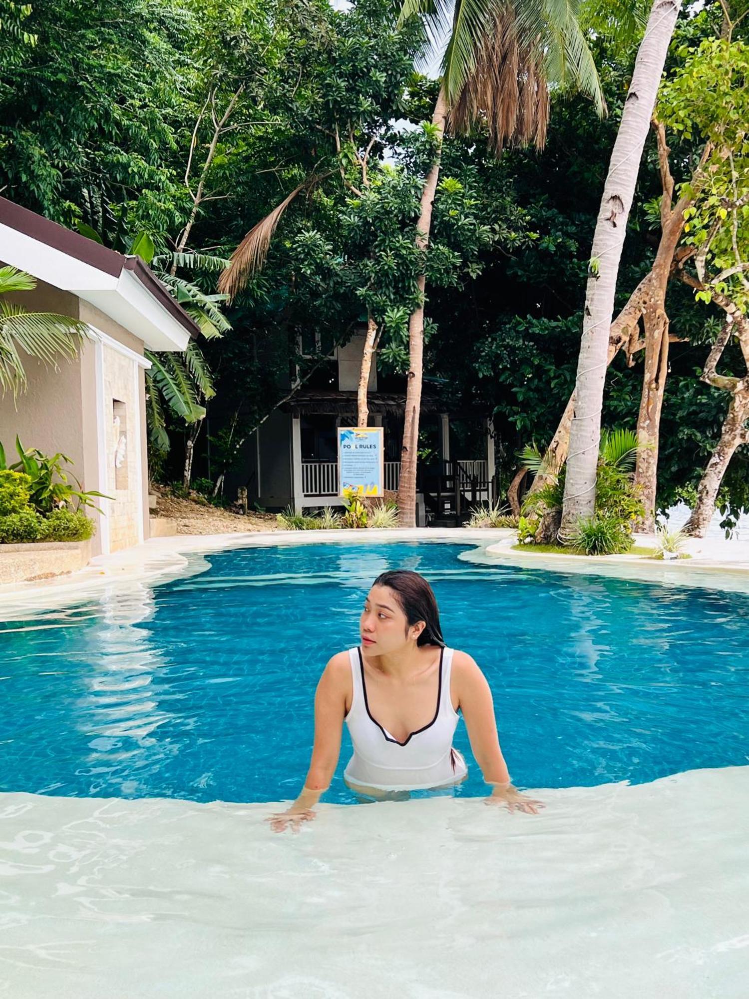 Alam Indah Beach Resort Busuanga Buitenkant foto