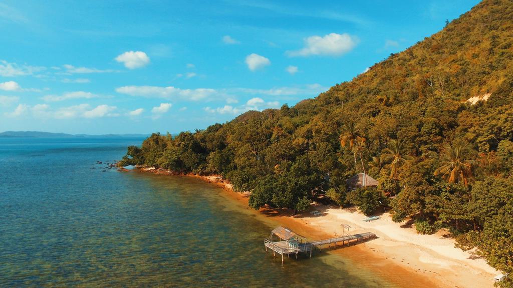 Alam Indah Beach Resort Busuanga Buitenkant foto